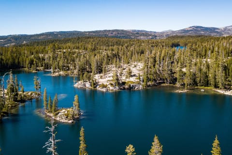 Serene Lakes Splendor House in Serene Lakes