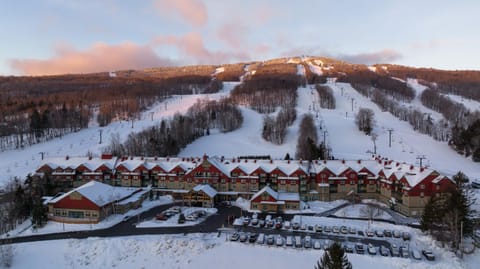 Grand Summit Resort, A Vail Resorts Property Resort in Mount Snow