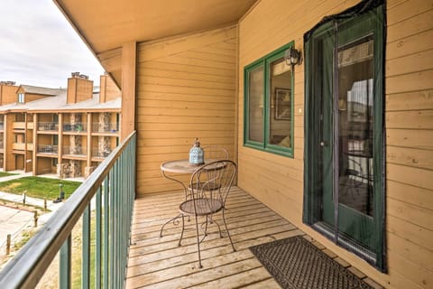 Cozy Granby Mountain Condo with Resort Amenities! Apartment in Granby