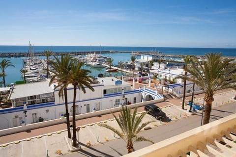 Balcony/Terrace, Sea view, Street view