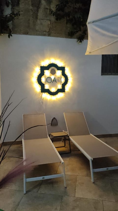 Garden, sunbed, Internal: Not applicable to any particular room