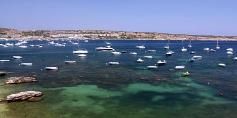 MEL 2 2BED seaview in Ghadira by Homely Apartment in Malta