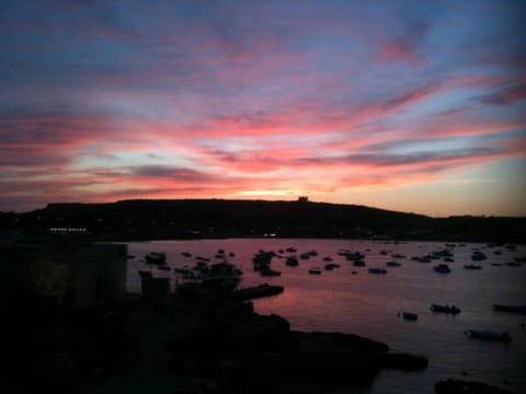 MEL 2 2BED seaview in Ghadira by Homely Apartment in Malta