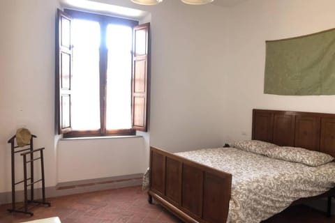 Tuscany and tower Apartment in Pisa