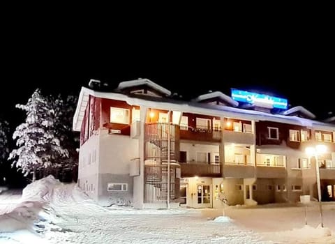 Property building, Winter
