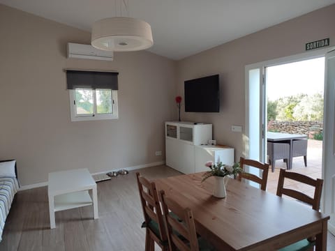 Patio, Off site, Living room, Photo of the whole room