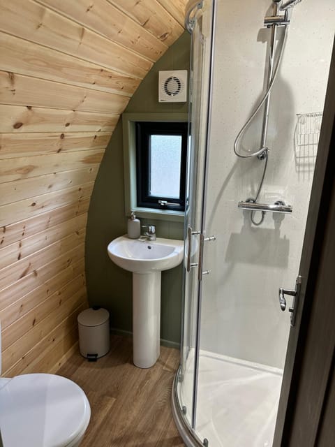 Fernhill Valley Farm Campground/
RV Resort in Wales