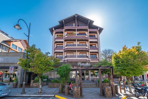 Property building, Street view
