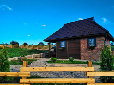 Tarska Bajka House in Zlatibor District, Serbia