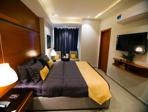 TV and multimedia, Photo of the whole room