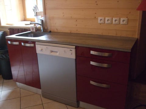 Chalet montagne 11 p Grand Massif 100 m télécabine Cabin in Morillon