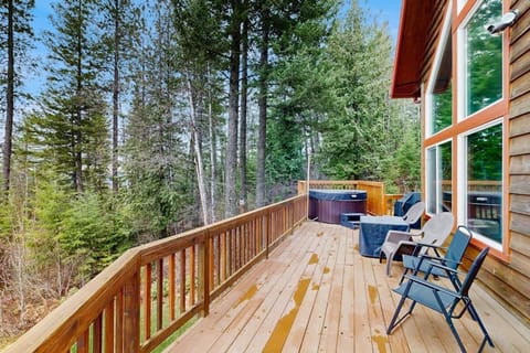 Lakeview Chalet House in Idaho