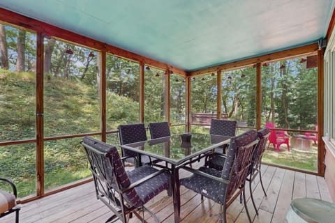 Hillside Cottage House in Michiana