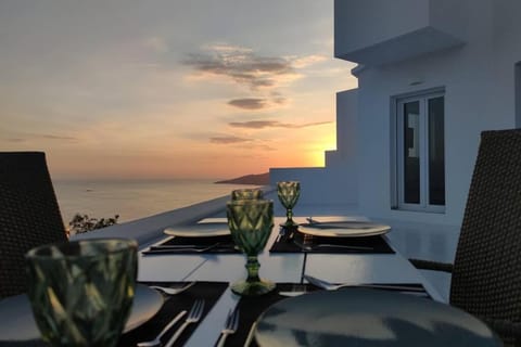 Dining area, Sunset