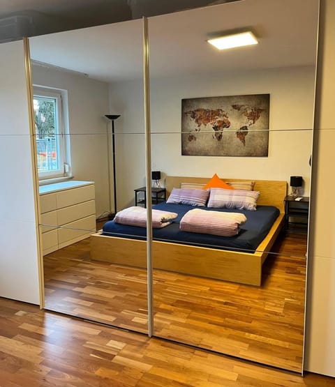 Bedroom, wardrobe