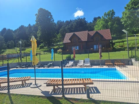 Property building, Swimming pool