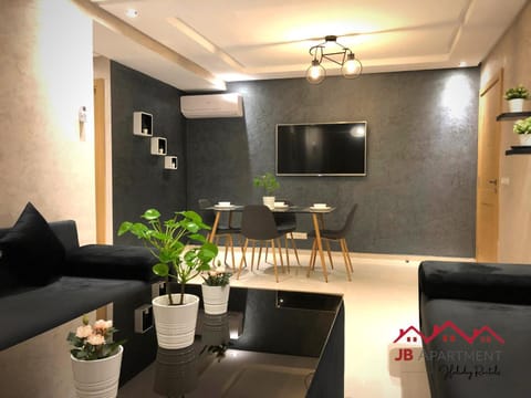 Communal lounge/ TV room, Living room, Dining area