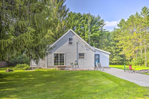 Eclectic Ladysmith Hideaway Hike and Hunt! House in Wisconsin