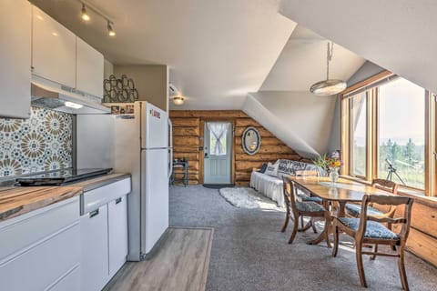 Fraser Couples Hideaway with Indian Peaks View Apartment in Tabernash