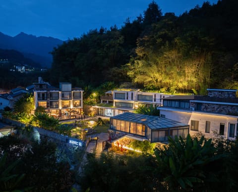 Property building, Natural landscape, Mountain view