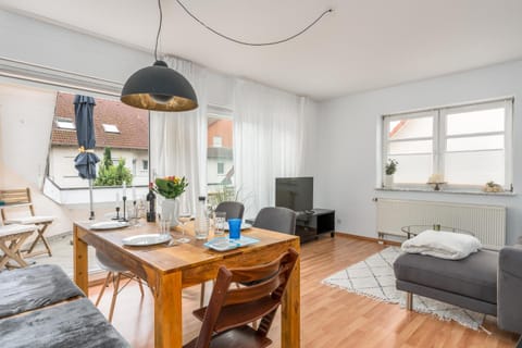 TV and multimedia, Balcony/Terrace, Living room, Dining area