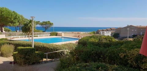 Pool view, Sea view, Swimming pool