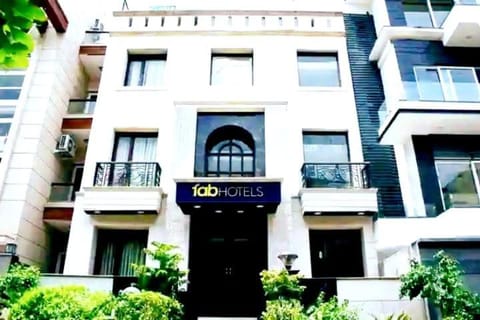 Property building, Facade/entrance