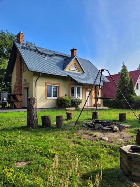 Property building, BBQ facilities, Parking, flat iron