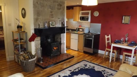 Small cosy bothy Apartment in Scotland