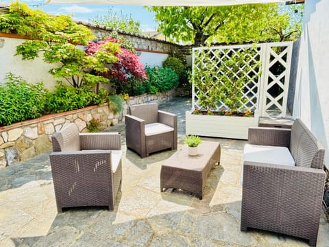 Property building, Patio, Garden