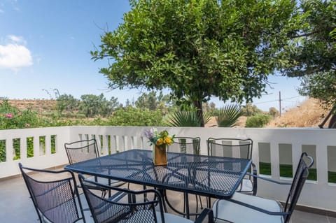 Garden, View (from property/room), Balcony/Terrace