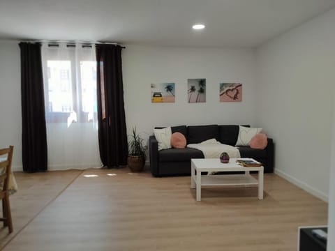 c Apartamentos Diego Apartment in O Salnés