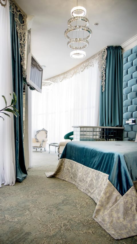 Bed, Photo of the whole room