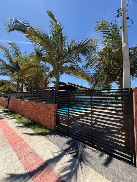 Facade/entrance, Pool view, pet friendly