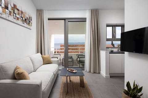 Holiday in Bol **** yellow Apartment in Bol