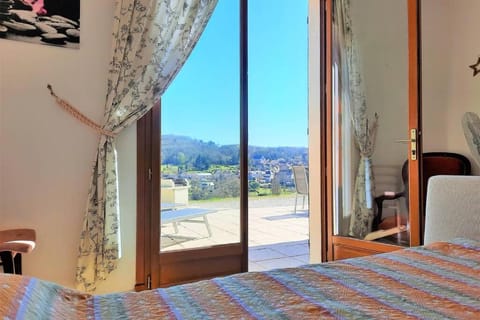 Property building, View (from property/room), Balcony/Terrace