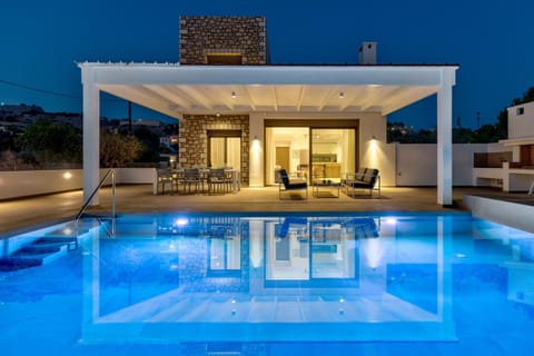 Property building, Patio, Night, Balcony/Terrace