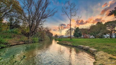 Nearby landmark, Natural landscape