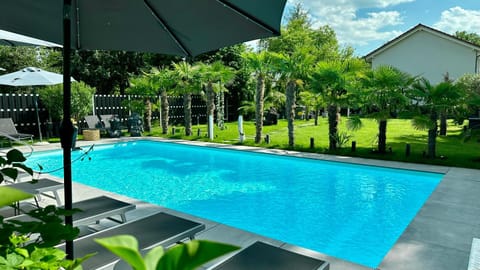 Pool view, Swimming pool