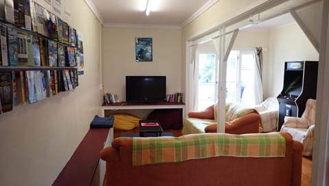 Communal lounge/ TV room, TV and multimedia