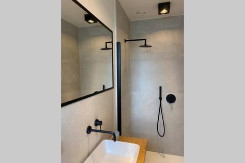 Schitterend nieuwbouw appartement in Gent Apartment in Ghent