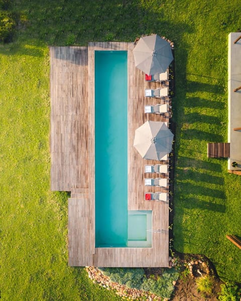 Bird's eye view, Pool view