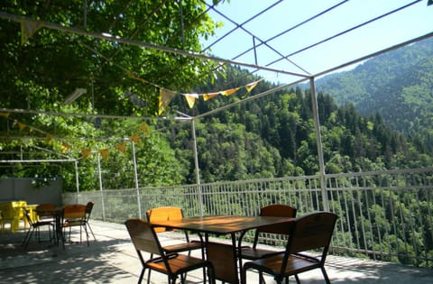 Property building, Garden, Balcony/Terrace