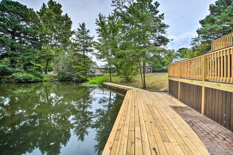 2-Tier Deck and Boat Parking Lake Hamilton Home House in Lake Hamilton