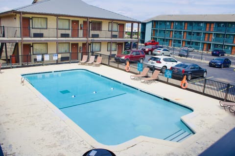 Property building, Pool view, Swimming pool