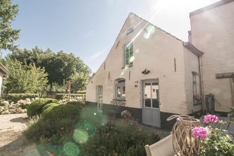 Gastenkamer Klein Geluk Bed and Breakfast in Bruges