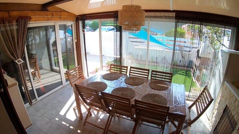 Balcony/Terrace, Dining area