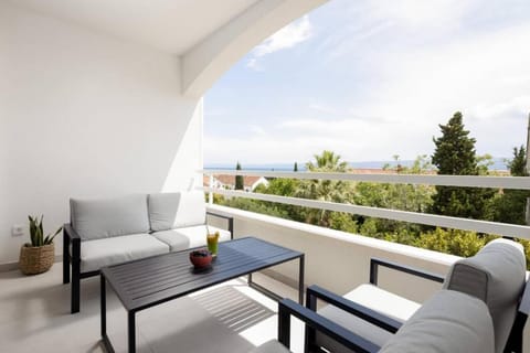 Holiday in Bol **** blue Apartment in Bol