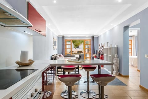 Living room, Dining area, kitchen