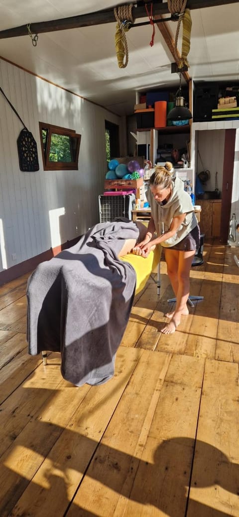 APPART sur l'EAU SPA Proche PARIS Apartment in Île-de-France